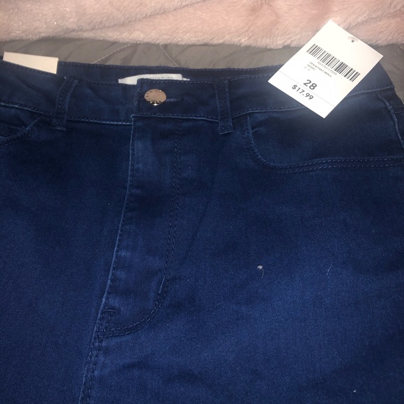 Jeans - Picture 2 of 4